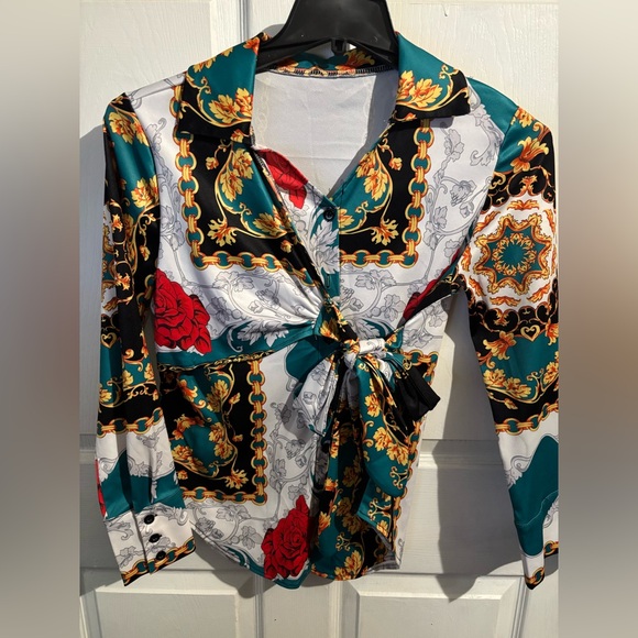 talk to me fashion blouse - Picture 1 of 5